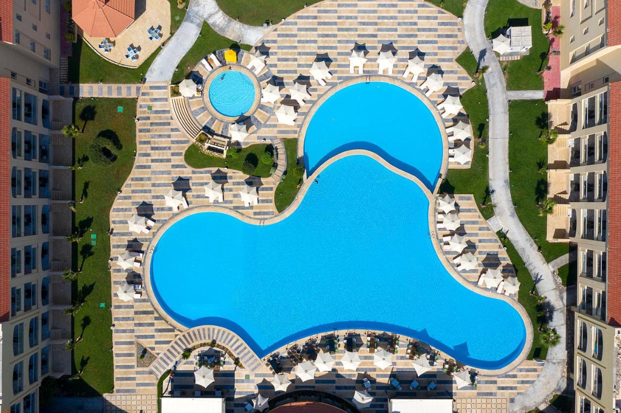 Rixos Alamein - Full Board Plus El Alamein Buitenkant foto Aerial view of the pool