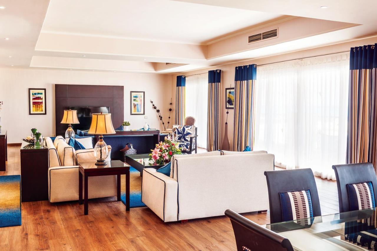 Rixos Alamein - Full Board Plus El Alamein Buitenkant foto A suite at the hotel