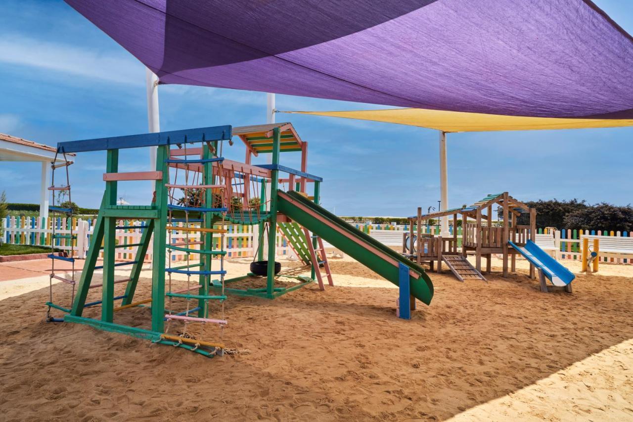 Rixos Alamein - Full Board Plus El Alamein Buitenkant foto Playground at the resort