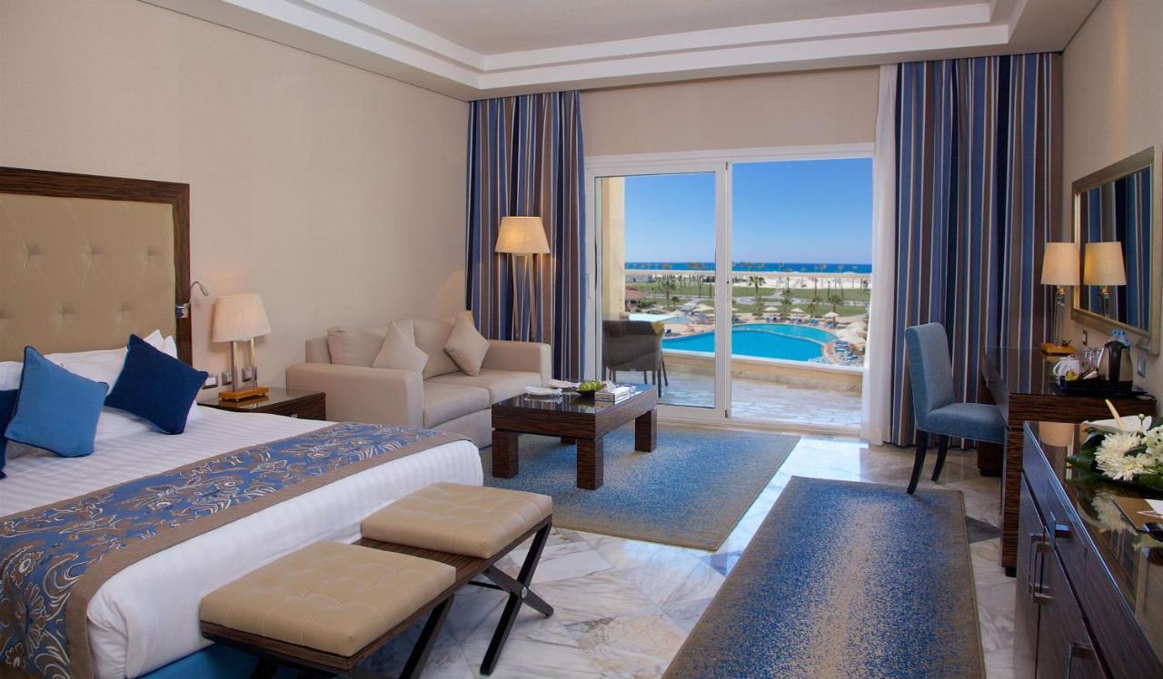 Rixos Alamein - Full Board Plus El Alamein Buitenkant foto A room at the Hilton Sharm El Sheikh Resort