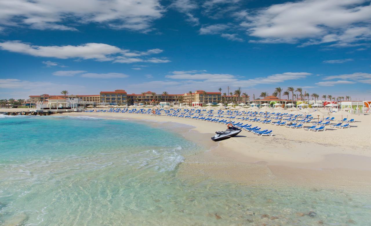 Rixos Alamein - Full Board Plus El Alamein Buitenkant foto The beach at the Grand Hotel