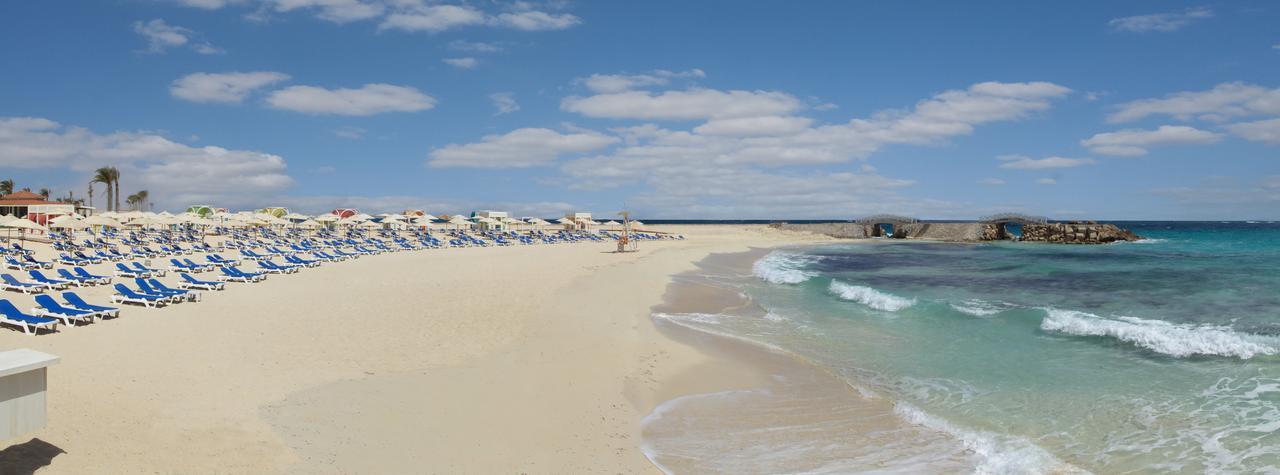 Rixos Alamein - Full Board Plus El Alamein Buitenkant foto The beach of the resort