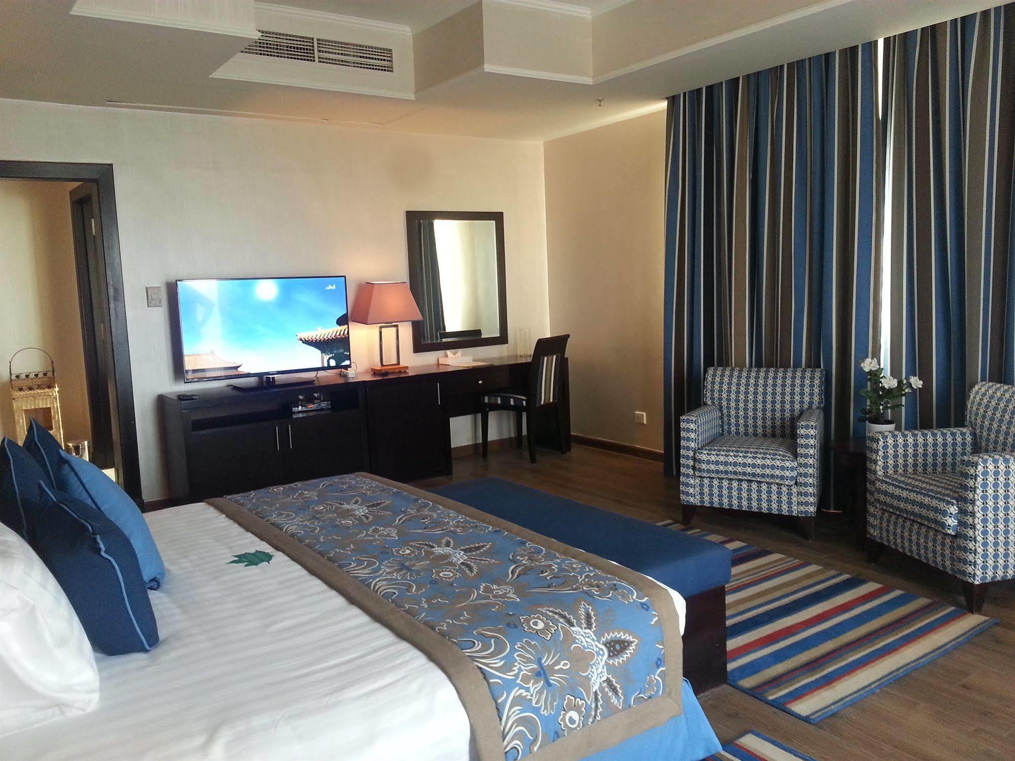 Rixos Alamein - Full Board Plus El Alamein Buitenkant foto A room at the hotel